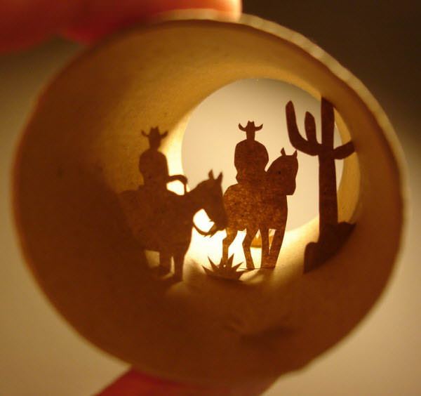 De l'art dans des rouleaux de papier toilette par Anastassia Elias De l art dans des rouleaux de papier toilette par Anastassia Elias 4 De-l-art-dans-des-rouleaux-de-papier-toilette-par-Anastassia-Elias-4