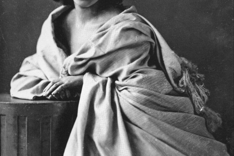 Portraits de Sarah Bernhardt fantasque et fantastique actrice du 19eme et 20eme siècles Sara Marie Henriette Bernhardt 2