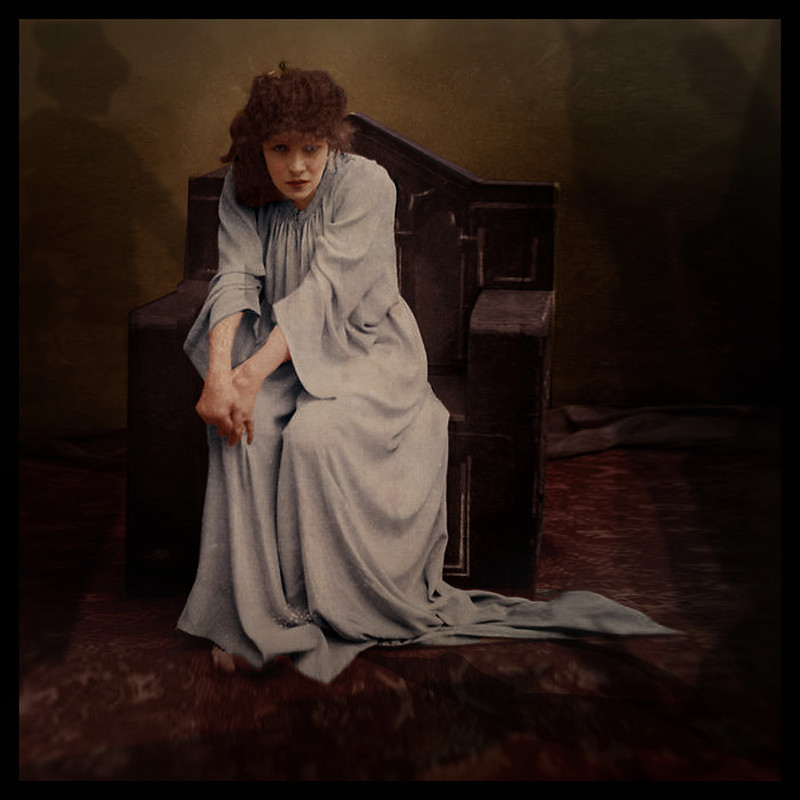 Portraits de Sarah Bernhardt, fantasque et fantastique actrice du 19eme et 20eme siècles Portraits de Sarah Bernhardt fantasque et fantastique actrice du 19eme et 20eme siècles Sara Marie Henriette Bernhardt 17 Portraits-de-Sarah-Bernhardt-fantasque-et-fantastique-actrice-du-19eme-et-20eme-siècles-Sara-Marie-Henriette-Bernhardt-17