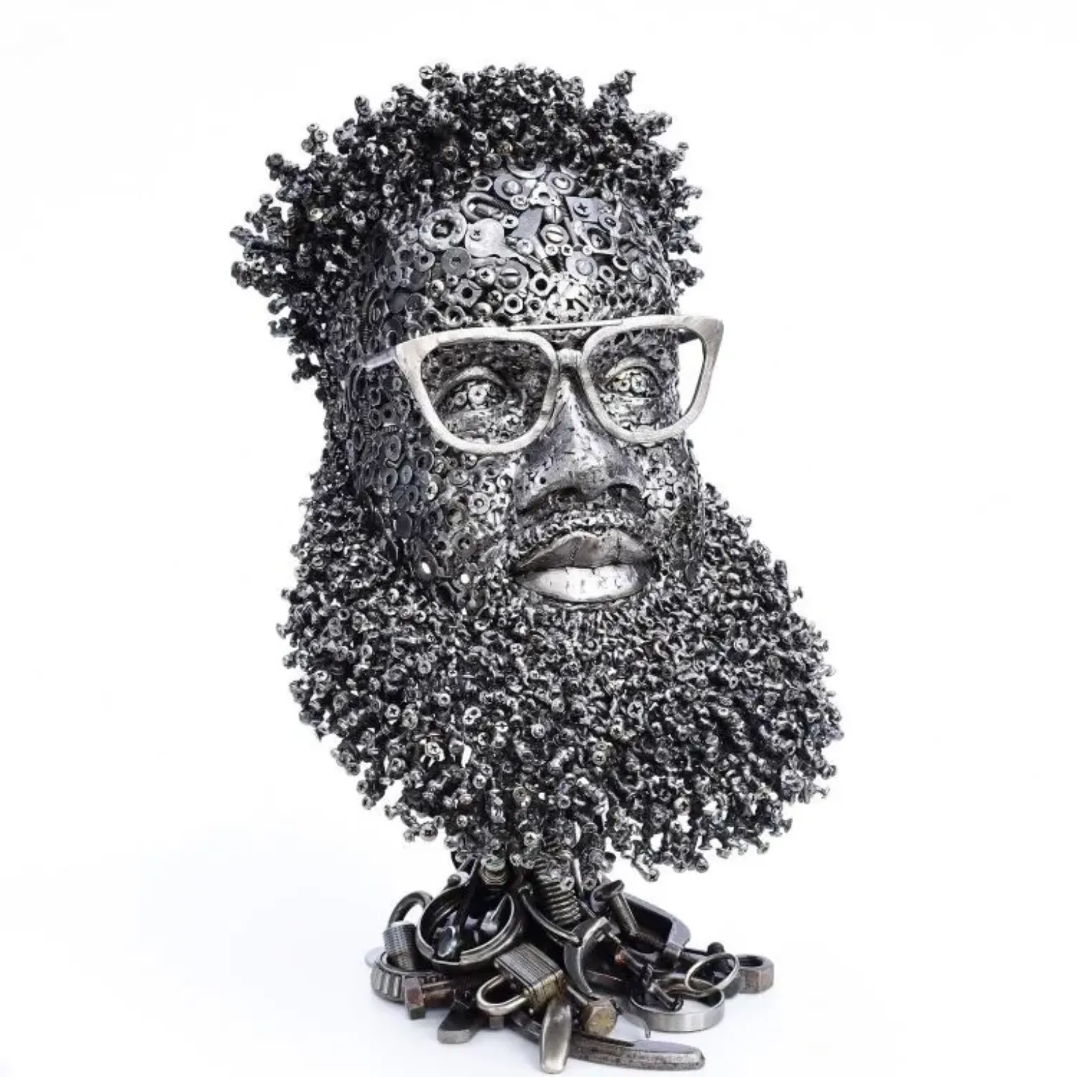 De nouvelles sculptures en assemblage de pieces metalliques recyclage Brian Mock 14 De nouvelles sculptures en assemblage de pieces metalliques recyclage Brian Mock 14