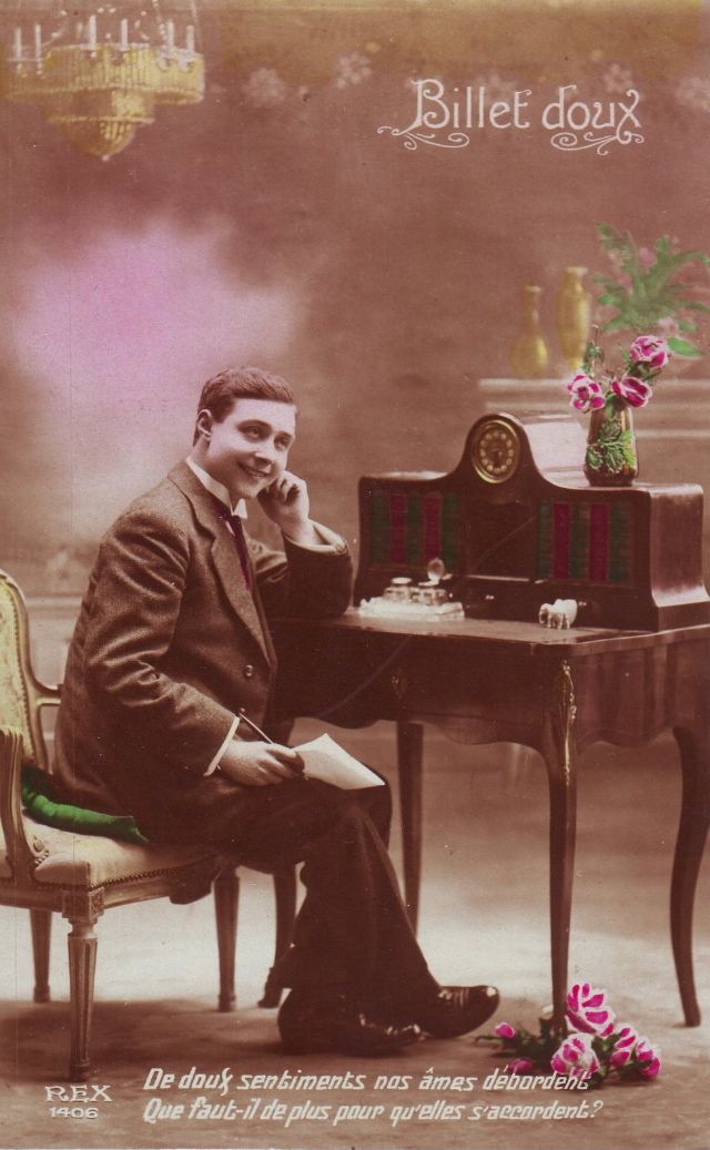 Des moustachus avec des fleurs dans les cartes postales de la belle époque Des moustachus avec des fleurs dans les cartes postales de la belle epoque 9 Des-moustachus-avec-des-fleurs-dans-les-cartes-postales-de-la-belle-epoque-9