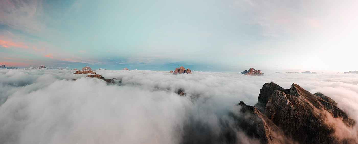 Peak hour - dolomites from above - les dolomites vues du ciel par Gábor Nagy Peak hour dolomites from above les dolomites vues du ciel par Gabor Nagy 7 Peak-hour-dolomites-from-above-les-dolomites-vues-du-ciel-par-Gabor-Nagy-7