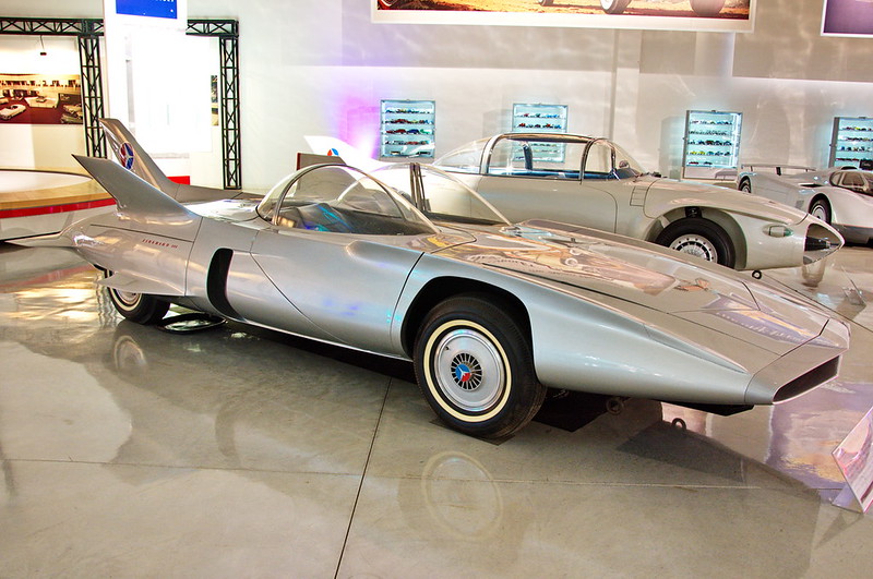 La Firebird III une des voitures les plus extravagantes de GM dans les années 50/60 La Firebird III une des voitures les plus extravagantes de GM dans les annees 50 60 2 La-Firebird-III-une-des-voitures-les-plus-extravagantes-de-GM-dans-les-annees-50-60-2