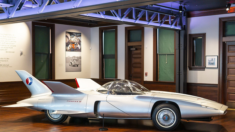 La Firebird III une des voitures les plus extravagantes de GM dans les années 50/60 La Firebird III une des voitures les plus extravagantes de GM dans les annees 50 60 3 La-Firebird-III-une-des-voitures-les-plus-extravagantes-de-GM-dans-les-annees-50-60-3