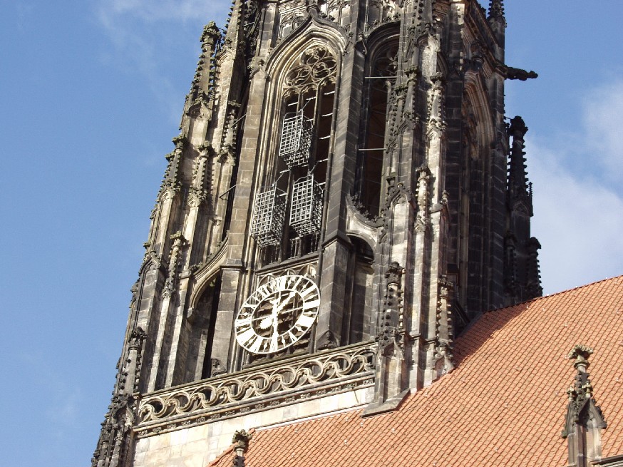 Les cages suspendues de l'église Saint-Lambert de Münster Les cages suspendues de l eglise Saint Lambert de Munster 3 Les-cages-suspendues-de-l-eglise-Saint-Lambert-de-Munster-3