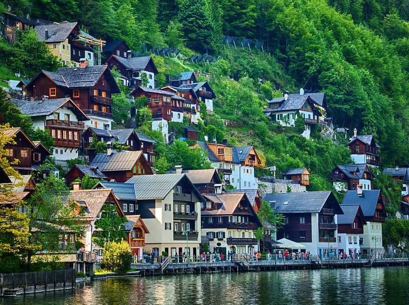 La beauté du village de Hallstatt en Autriche La beaute du village de Hallstatt en Autriche 19 La-beaute-du-village-de-Hallstatt-en-Autriche-19