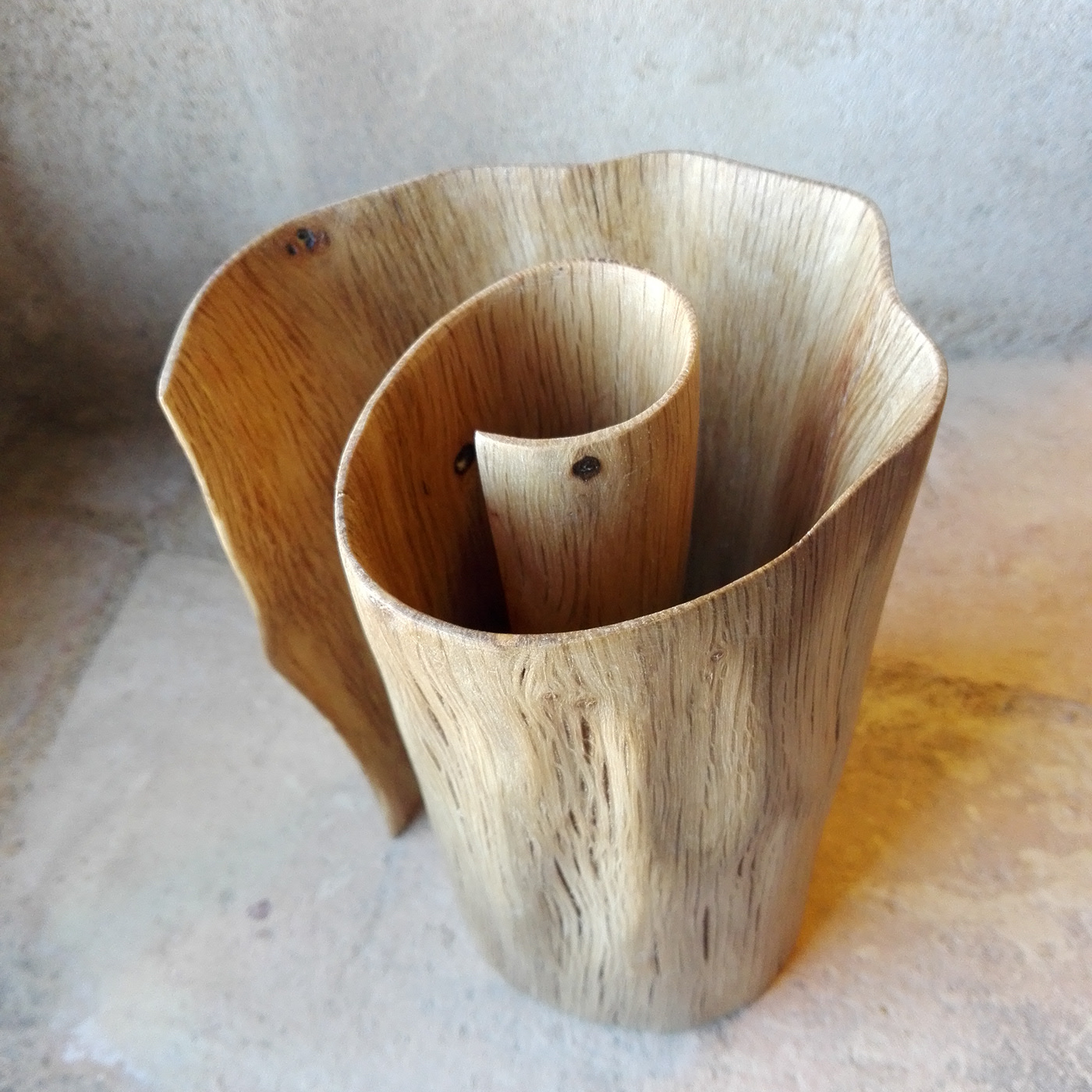 de nouvelles sculptures de bois torsadées de Xavier Puente Vilardell de nouvelles sculptures de bois torsadees de Xavier Puente Vilardell 2 de-nouvelles-sculptures-de-bois-torsadees-de-Xavier-Puente-Vilardell-2