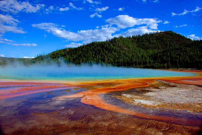 Grand Prismatic Spring, joyau du parc Yellowstone Grand Prismatic Spring joyau du parc Yellowstone 2 Grand-Prismatic-Spring-joyau-du-parc-Yellowstone-2
