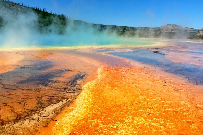 Grand Prismatic Spring, joyau du parc Yellowstone Grand Prismatic Spring joyau du parc Yellowstone 8 Grand-Prismatic-Spring-joyau-du-parc-Yellowstone-8