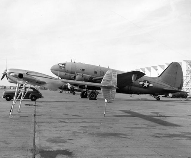 La Convair Model 118 ou ConvairCar, voiture volante de 1947 La Convair Model 118 ou ConvairCar voiture volante de 1947 10 La-Convair-Model-118-ou-ConvairCar-voiture-volante-de-1947-10