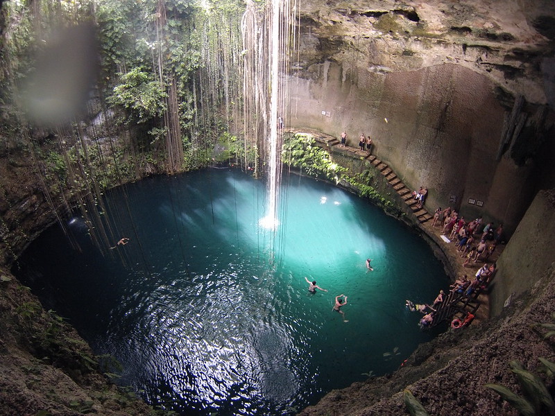 Les cénotes du Yucatan Les cenotes du Yucatan 1 cenote ik kil Les-cenotes-du-Yucatan-1-cenote-ik-kil