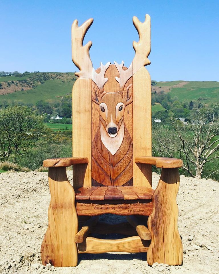 Les meubles de contes de fée de Free Range Designs Les meubles de contes de fee de Free Range Designs 5 fauteuil Les-meubles-de-contes-de-fee-de-Free-Range-Designs-5-fauteuil