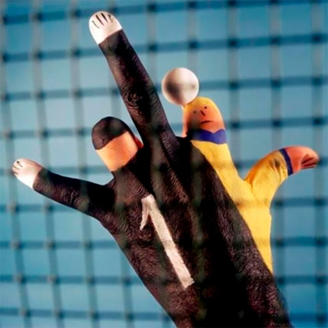 Les fabuleux personnages en body-painting de mains de Mario Mariotti Les personnages en body painting de mains de Mario Mariotti 11 Les-personnages-en-body-painting-de-mains-de-Mario-Mariotti-11