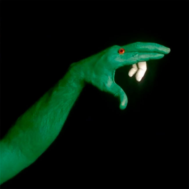 Les fabuleux personnages en body-painting de mains de Mario Mariotti Les personnages en body painting de mains de Mario Mariotti 16 Les-personnages-en-body-painting-de-mains-de-Mario-Mariotti-16