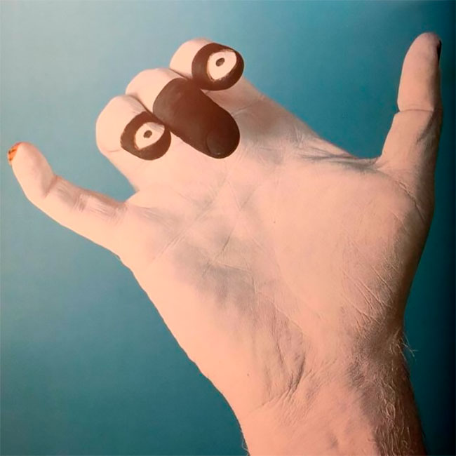 Les fabuleux personnages en body-painting de mains de Mario Mariotti Les personnages en body painting de mains de Mario Mariotti 21 Les-personnages-en-body-painting-de-mains-de-Mario-Mariotti-21