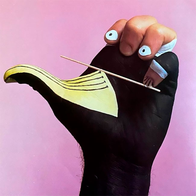 Les fabuleux personnages en body-painting de mains de Mario Mariotti Les personnages en body painting de mains de Mario Mariotti 4 Les-personnages-en-body-painting-de-mains-de-Mario-Mariotti-4