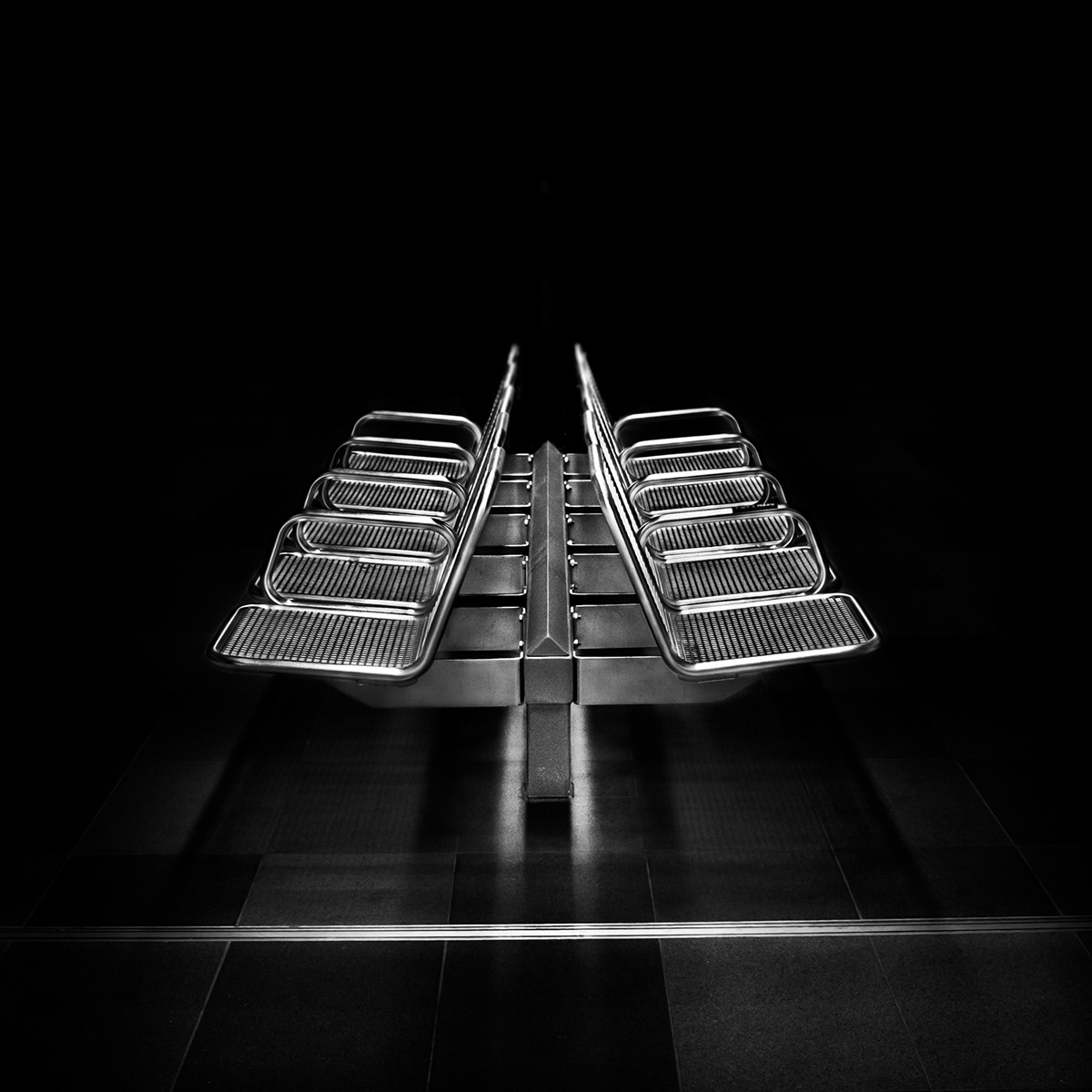 Minimal - des photos minimalistes en noir et blanc par Klaus Kober Minimal des photos minimalistes en noir et blanc par Klaus Kober 10 Minimal-des-photos-minimalistes-en-noir-et-blanc-par-Klaus-Kober-10