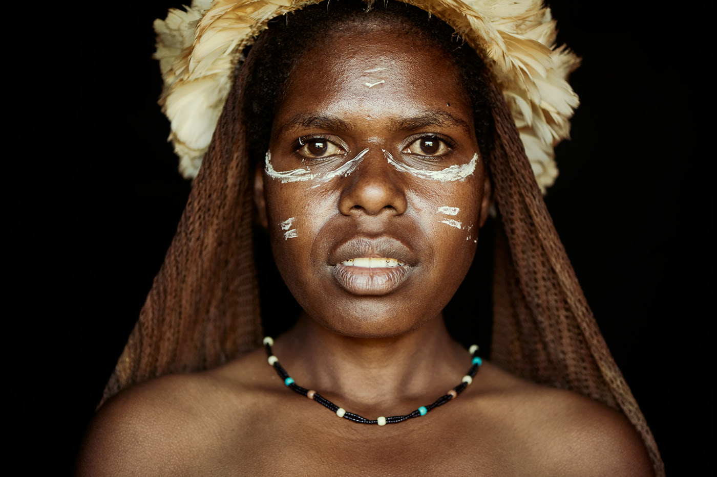 Quelques portraits de membres de la tribu Yali par Adam Kozioł Quelques portraits de membres de la tribu Yali par Adam Kozioł 8 Quelques-portraits-de-membres-de-la-tribu-Yali-par-Adam-Kozioł-8