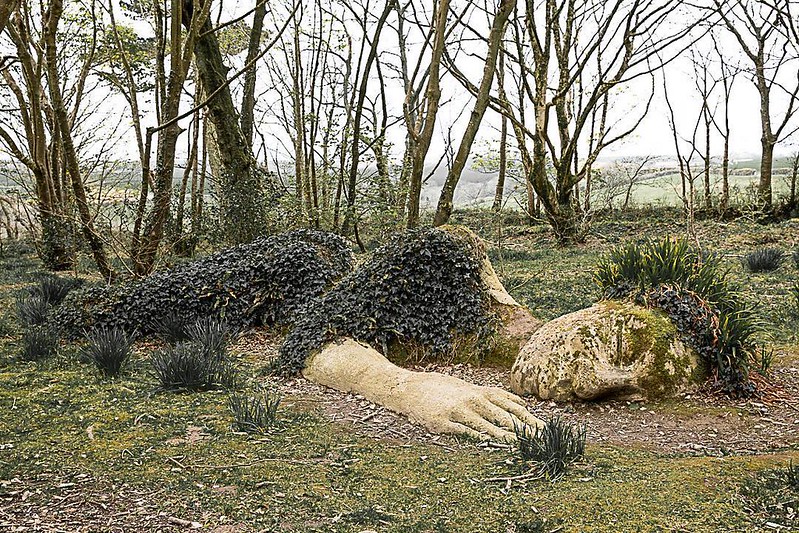 The Mud Maid des jardins perdus de Heligan, une sculpture qui se transforme au fil des saisons The Mud Maid des jardins perdus de Heligan une sculpture qui se transforme au fil des saisons 4 The-Mud-Maid-des-jardins-perdus-de-Heligan-une-sculpture-qui-se-transforme-au-fil-des-saisons-4