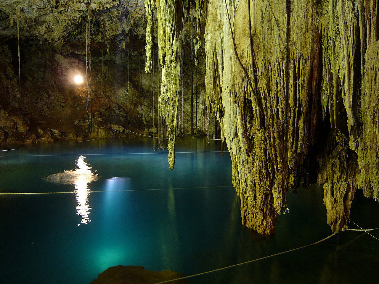cenote xkeken valladolid yucatan Cénote X'kekén dans une caverne près de Valladolid