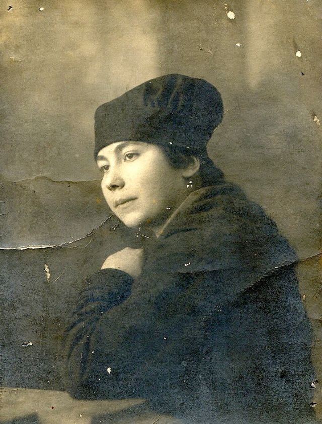 35 portraits de jeunes femmes turques dans les années 1910 à 1930 35 portraits de jeunes femmes turques dans les annees 1910 a 1930 8 35-portraits-de-jeunes-femmes-turques-dans-les-annees-1910-a-1930-8