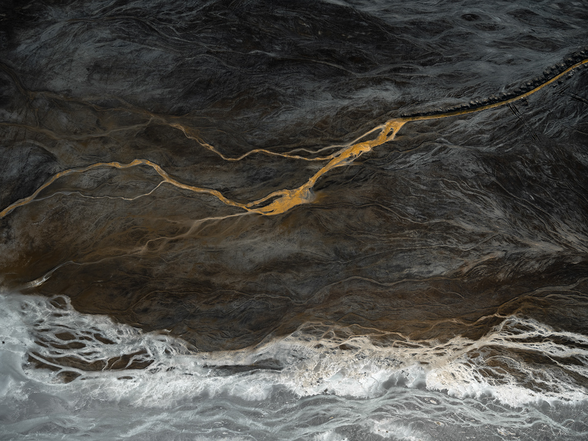 Les étangs de résidus miniers par Tom Hegen Les etangs de residus miniers par Tom Hegen 13 Les-etangs-de-residus-miniers-par-Tom-Hegen-13