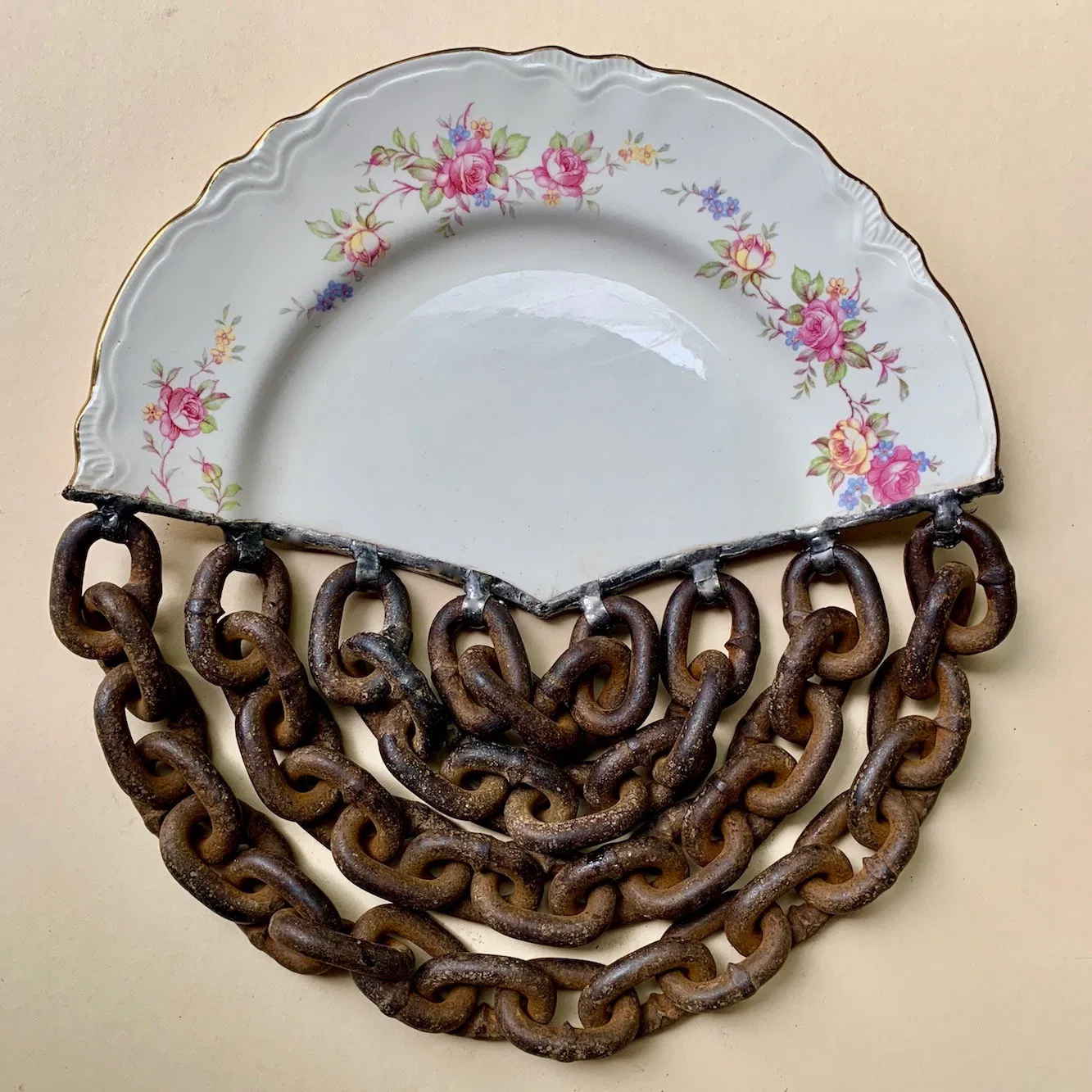 Les porcelaines brisées de Glen Taylor Les porcelaines brisees de Glenn Taylor 8 Les-porcelaines-brisees-de-Glenn-Taylor-8