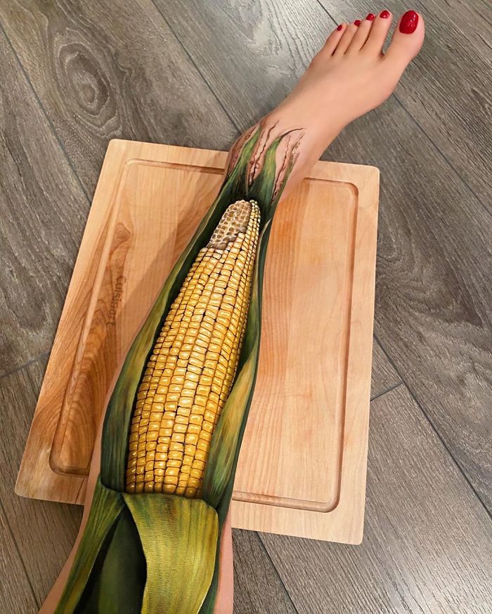 Les spectaculaires illusions en body painting de bras et de jambes de Mimi Choi Les spectaculaires illusions en body painting de Mimi Choi 10 Les-spectaculaires-illusions-en-body-painting-de-Mimi-Choi-10