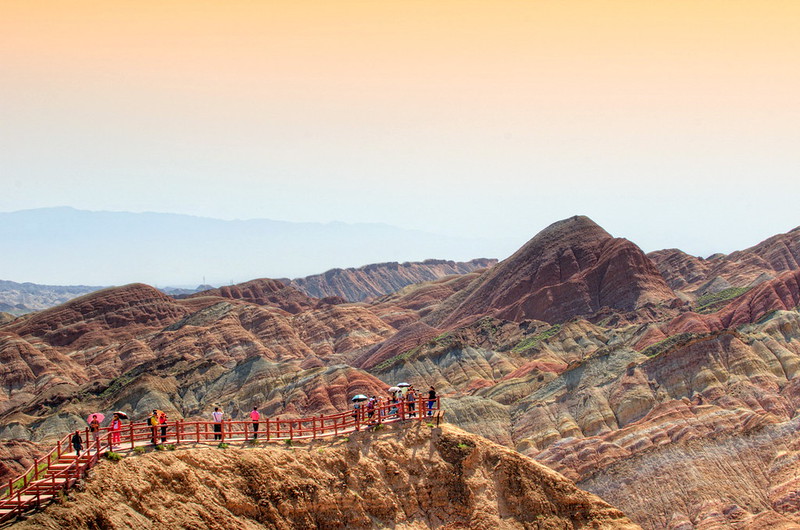 La beauté des monts arc-en-ciel de Zhangye Danxia La beaute de monts arc en ciel de Zhangye Danxia 6 La-beaute-de-monts-arc-en-ciel-de-Zhangye-Danxia-6