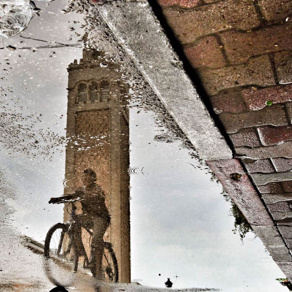 Parallel Worlds - le monde dans des reflets de flaque par Skander Khlif Parallel Worlds le monde dans des reflets de flaque par Skander Khlif 4 Parallel-Worlds-le-monde-dans-des-reflets-de-flaque-par-Skander-Khlif-4