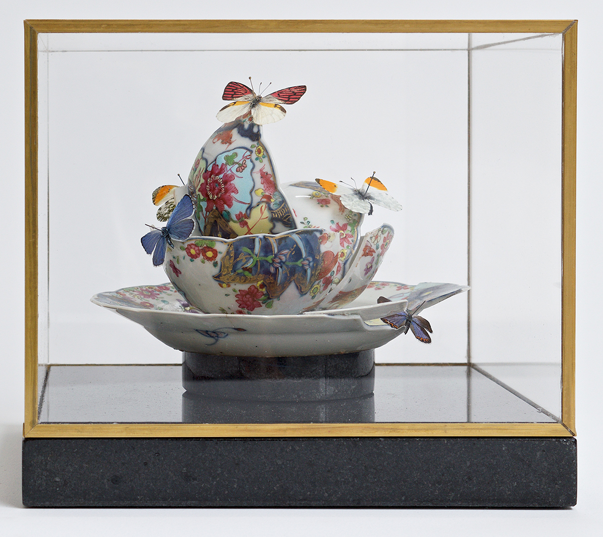 De nouvelles compositions de porcelaine par Bouke de Vries Des nouvelles compositions de porcelaine par Bouke de Vries 4 Des-nouvelles-compositions-de-porcelaine-par-Bouke-de-Vries-4