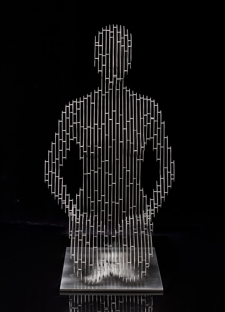 Les statues quantiques qui disparaissent selon l'angle de vue de Julian Voss-Andreae Les statues quantiques qui disparaissent selon l angle de vue de Julian Voss Andreae 7 Les-statues-quantiques-qui-disparaissent-selon-l-angle-de-vue-de-Julian-Voss-Andreae-7