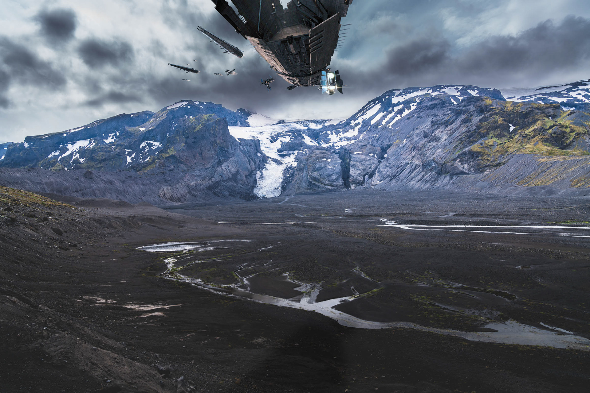 Close encounters - invasion de l'Islande par des extraterrestres par Siggeir Hafsteinsson Close encounters invasion de l Islande par des extraterrestres par Siggeir hafsteinsson 6 Close-encounters-invasion-de-l-Islande-par-des-extraterrestres-par-Siggeir-hafsteinsson-6