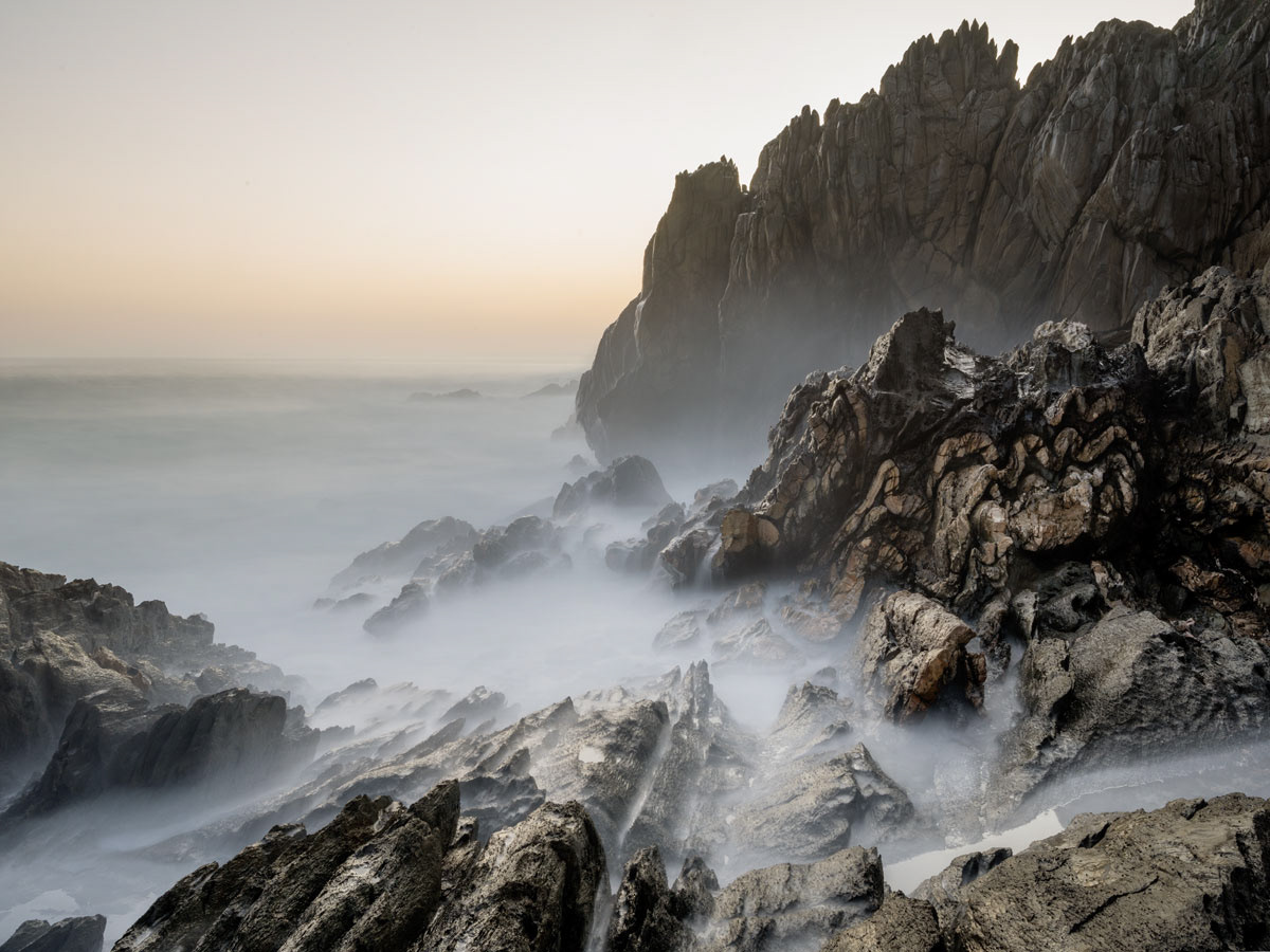 Elemental - à la recherche des élémentaux cachés par Dillon Marsh Elemental a la recherche des elementaux caches par Dillon Marsh 4 Elemental-a-la-recherche-des-elementaux-caches-par-Dillon-Marsh-4