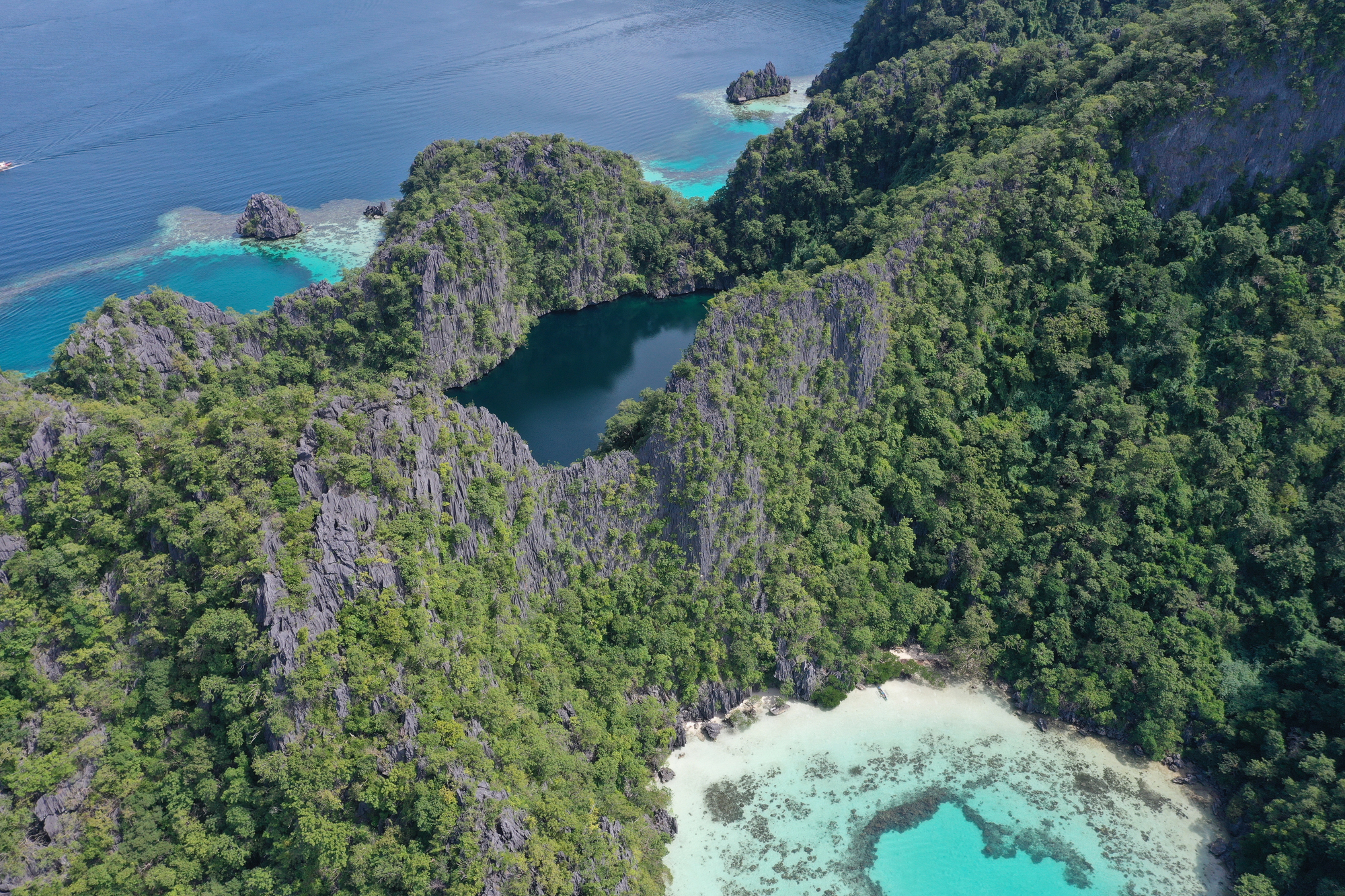 La beaute de l ile de Coron perle des Philippines 31 twin lagoons La beaute de l ile de Coron perle des Philippines 31 twin lagoons