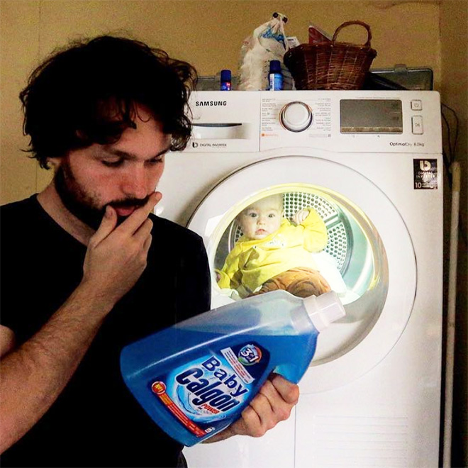 Quand un papa photoshop bébé dans des situations dangereuses Quand un papa photoshop bebe dans des situations dangereuses 6 Quand-un-papa-photoshop-bebe-dans-des-situations-dangereuses-6