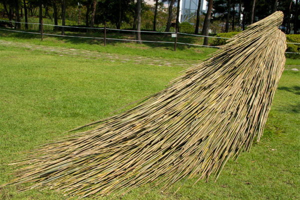 Stillness in Motion: The Matka Series - l'immobilité en mouvement par Olga Ziemska Stillness in Motion The Matka Series l immobilite en mouvement par Olga Ziemska 4 Stillness-in-Motion-The-Matka-Series-l-immobilite-en-mouvement-par-Olga-Ziemska-4