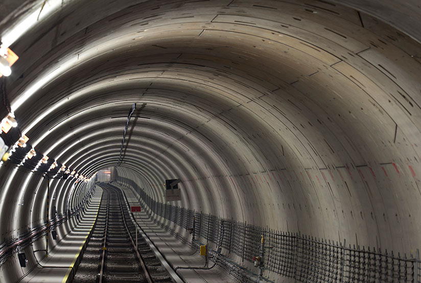 Tunnels - exploration de tunnels par Robert Götzfried Tunnels exploration de tunnels par Robert Gotzfried 10 Tunnels-exploration-de-tunnels-par-Robert-Gotzfried-10