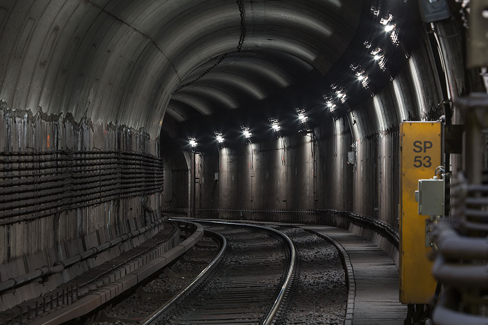 Tunnels - exploration de tunnels par Robert Götzfried Tunnels exploration de tunnels par Robert Gotzfried 2 Tunnels-exploration-de-tunnels-par-Robert-Gotzfried-2