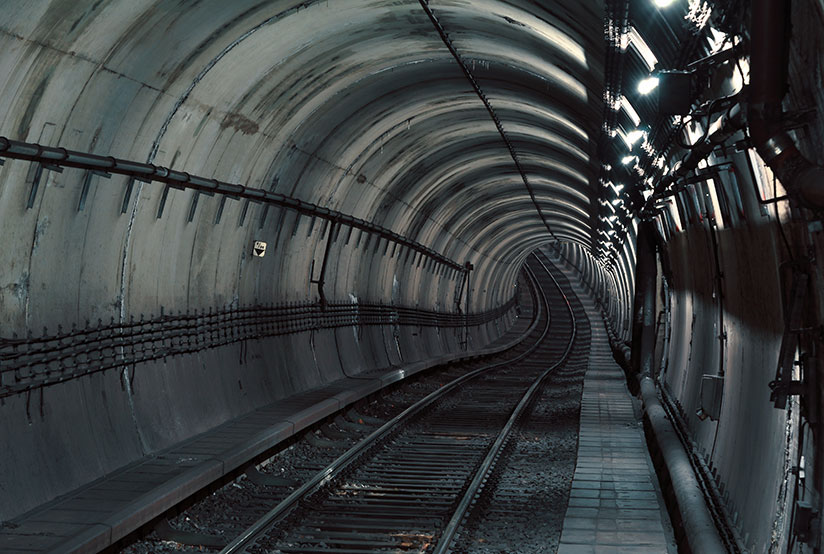 Tunnels - exploration de tunnels par Robert Götzfried Tunnels exploration de tunnels par Robert Gotzfried 7 Tunnels-exploration-de-tunnels-par-Robert-Gotzfried-7