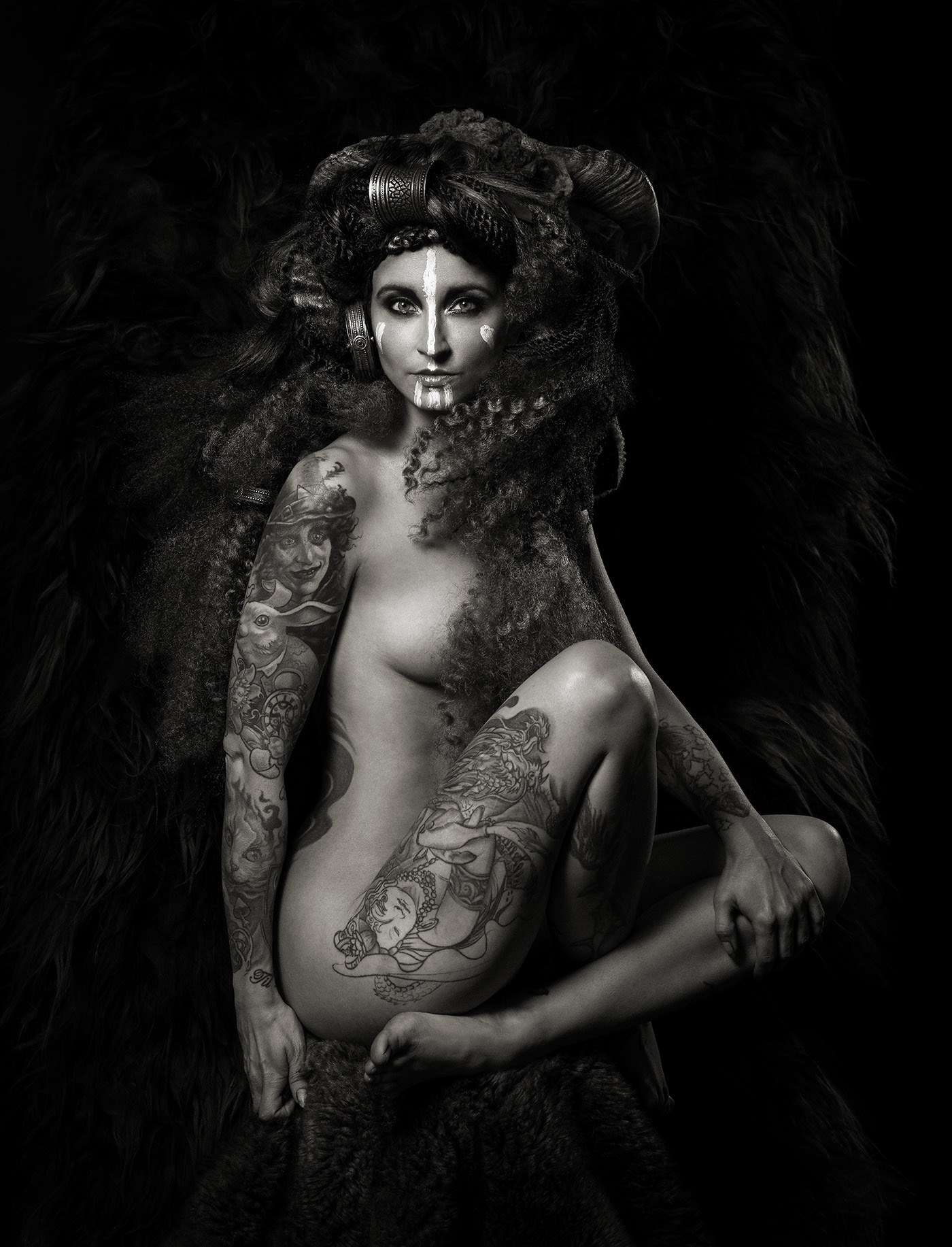 Valkyrie Ink - une somptueuse valkyrie tatouée par Reka Nyari Valkyrie Ink une somptueuse valkyrie tatouee par Reka Nyari 2 Valkyrie-Ink-une-somptueuse-valkyrie-tatouee-par-Reka-Nyari-2