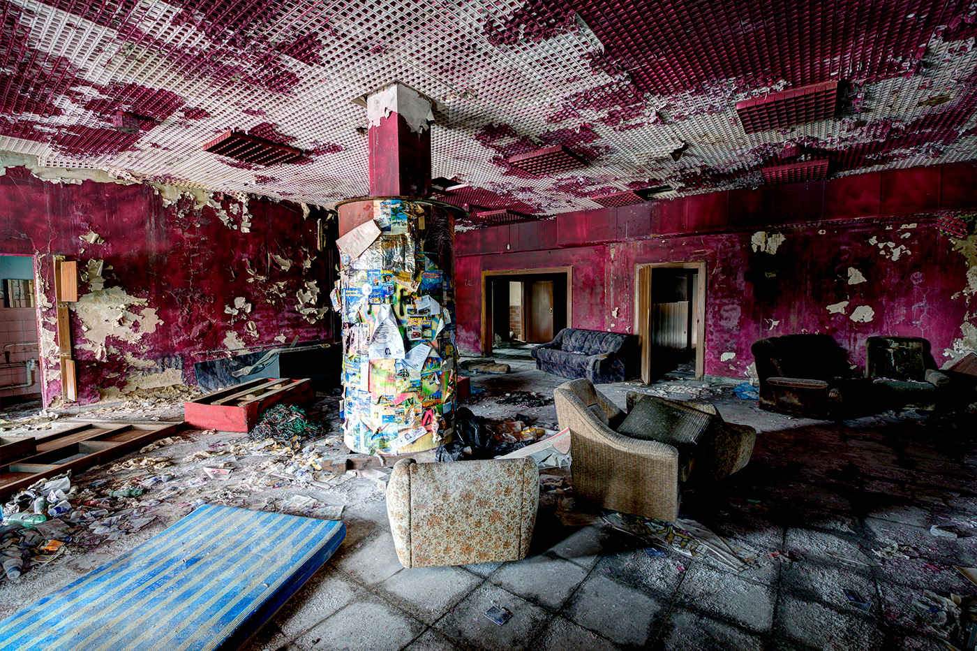 You were not there... urbex et mondes parallèles par Øystein Sture Aspelund You were not there urbex et mondes paralleles par oystein Sture Aspelund 11 You-were-not-there-urbex-et-mondes-paralleles-par-oystein-Sture-Aspelund-11