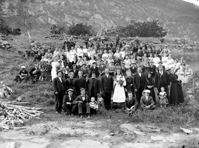 30 photos de mariages norvégiens du début du 20ème siècle 30 photos de mariages norvegiens du debut du 20eme siecle 15 30-photos-de-mariages-norvegiens-du-debut-du-20eme-siecle-15