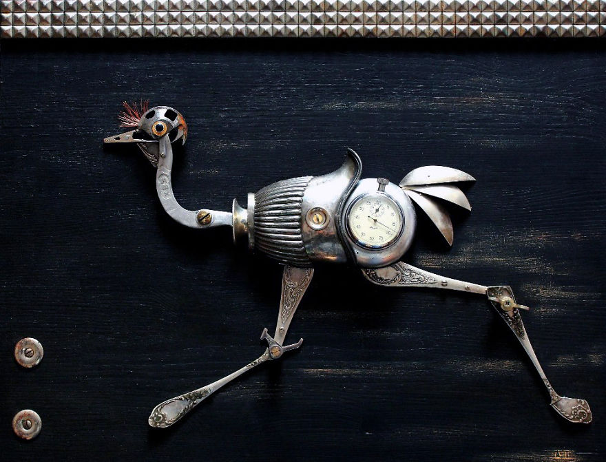 Les sculptures steampunk en objets recyclés de Arturas Tamasauskas De nouvelles sculptures steampunk en objets recycles par Arturas Tamasauskas 19 autruche De-nouvelles-sculptures-steampunk-en-objets-recycles-par-Arturas-Tamasauskas-19-autruche