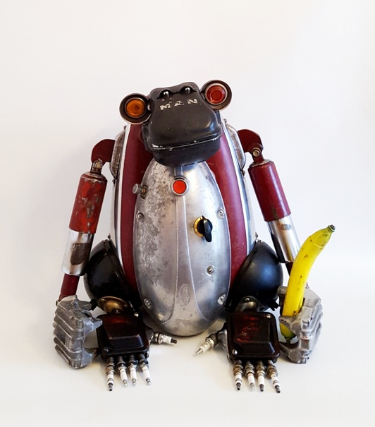 Les sculptures steampunk en objets recyclés de Arturas Tamasauskas De nouvelles sculptures steampunk en objets recycles par Arturas Tamasauskas 4 chimpanze De- nouvelles-sculptures-steampunk-en-objets-recycles-par-Arturas-Tamasauskas-4-chimpanze