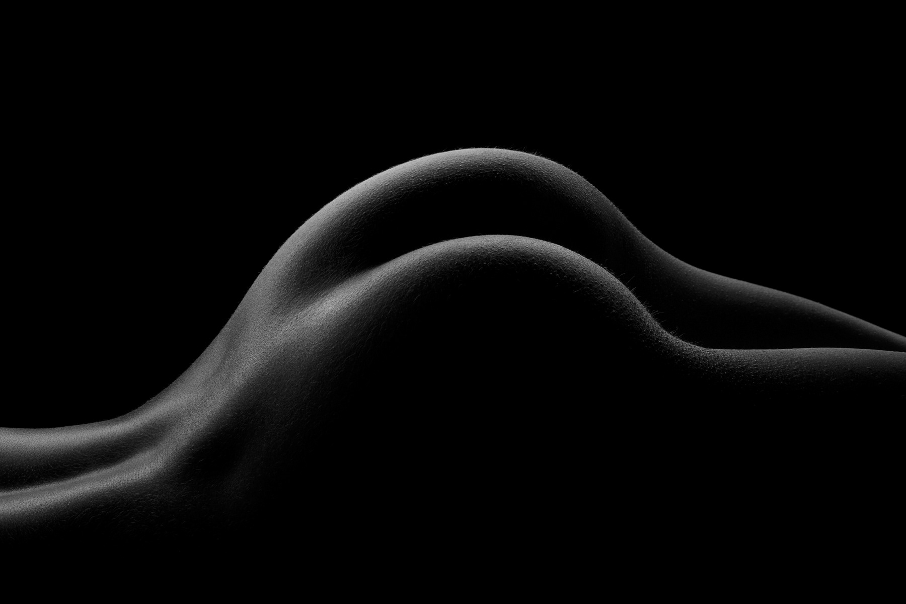 Dunes - courbes de corps par Ruslan Rakhmatov Dunes courbes de corps par Ruslan Rakhmatov 5 Dunes-courbes-de-corps-par-Ruslan-Rakhmatov-5