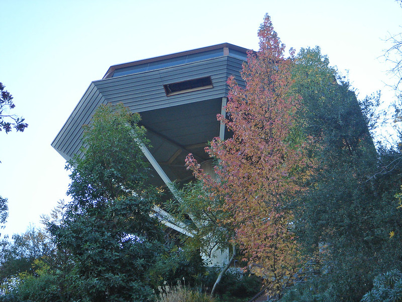 La Chemosphere, une des maisons les plus excentriques de Californie La Chemosphere une des maisons les plus excentriques de Californie 3 La-Chemosphere-une-des-maisons-les-plus-excentriques-de-Californie-3