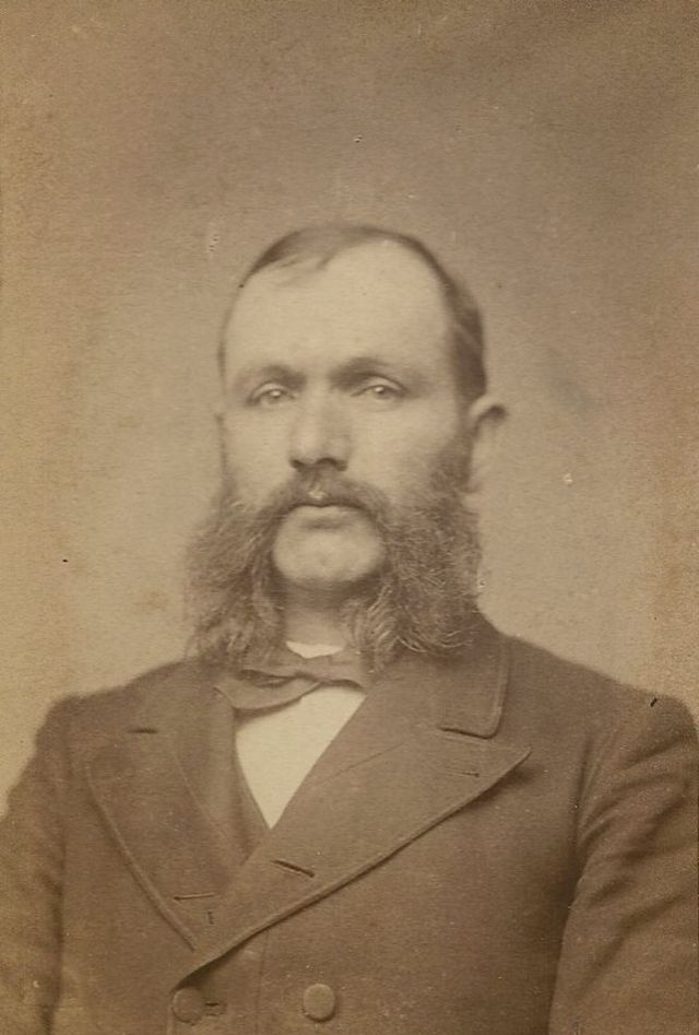 Quelques barbes et moustaches d'époque victorienne Quelques barbes et moustaches d epoque victorienne 36 Quelques-barbes-et-moustaches-d-epoque-victorienne-36