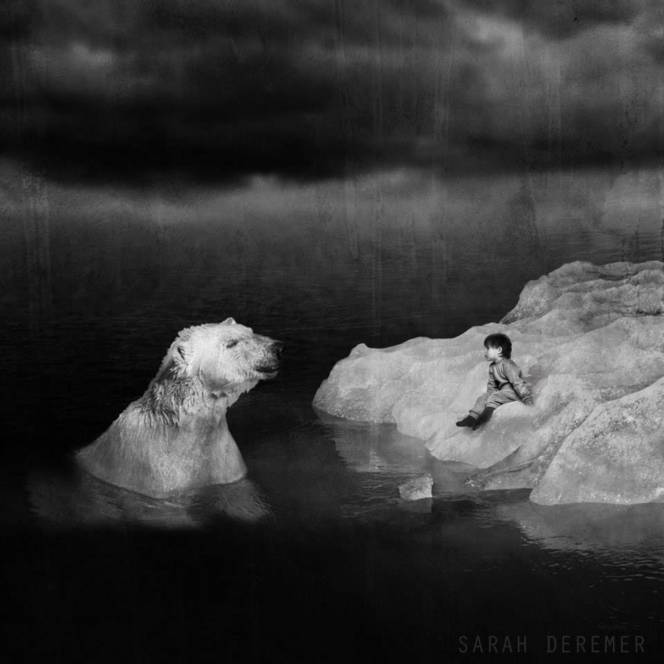 Surreal Experiments - des images surréalistes en noir et blanc par Sarah Deremer Surreal Experiments des images surrealistes en noir et blanc par Sarah Deremer 8 Surreal-Experiments-des-images-surrealistes-en-noir-et-blanc-par-Sarah-Deremer-8