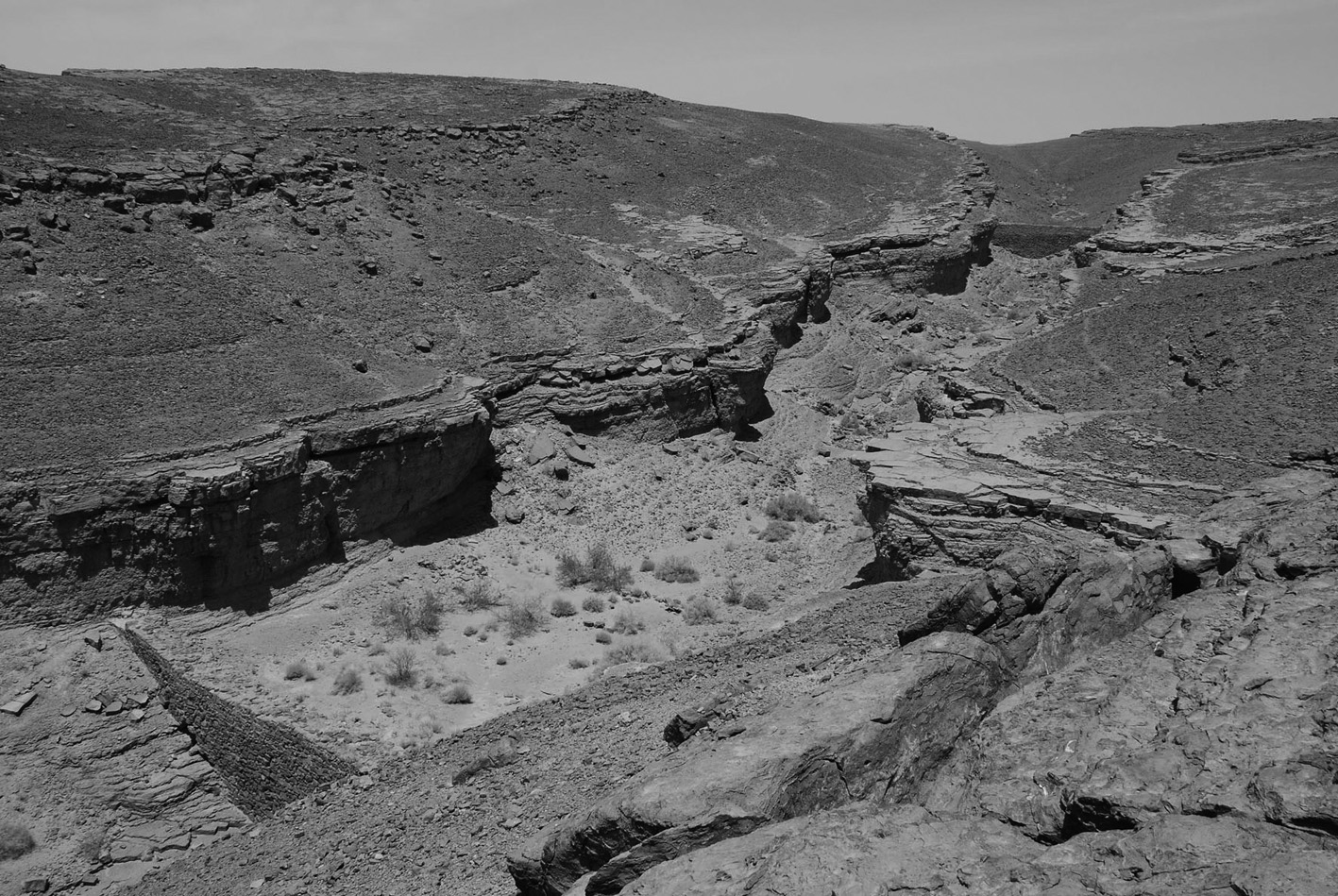 gara medouar anciens barrages Deux anciens barrages aménagés dans une ravine de Gara Medouar, vestiges de l'occupation médiévale